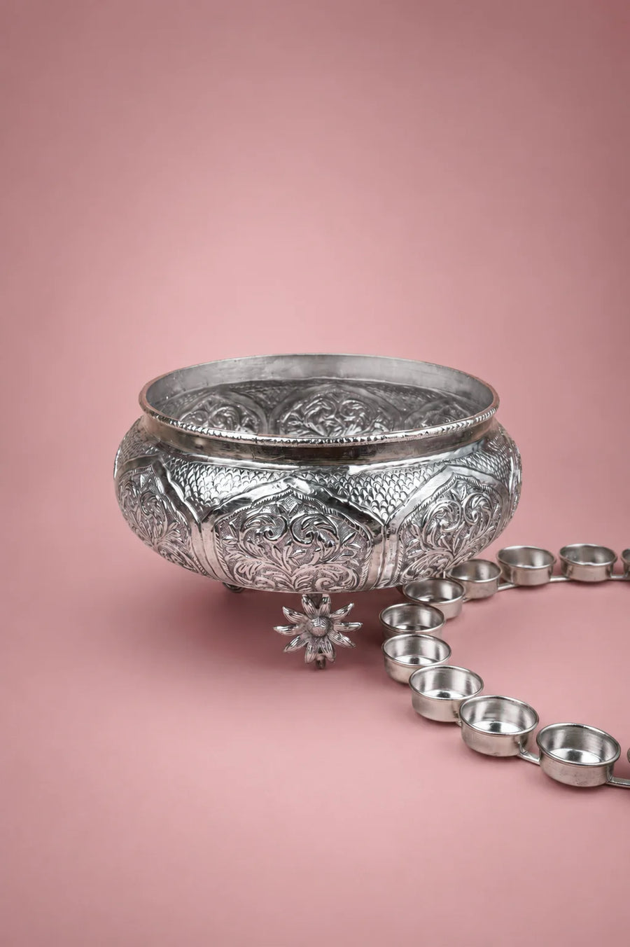Surkhaab: Engraved T-Light Urli