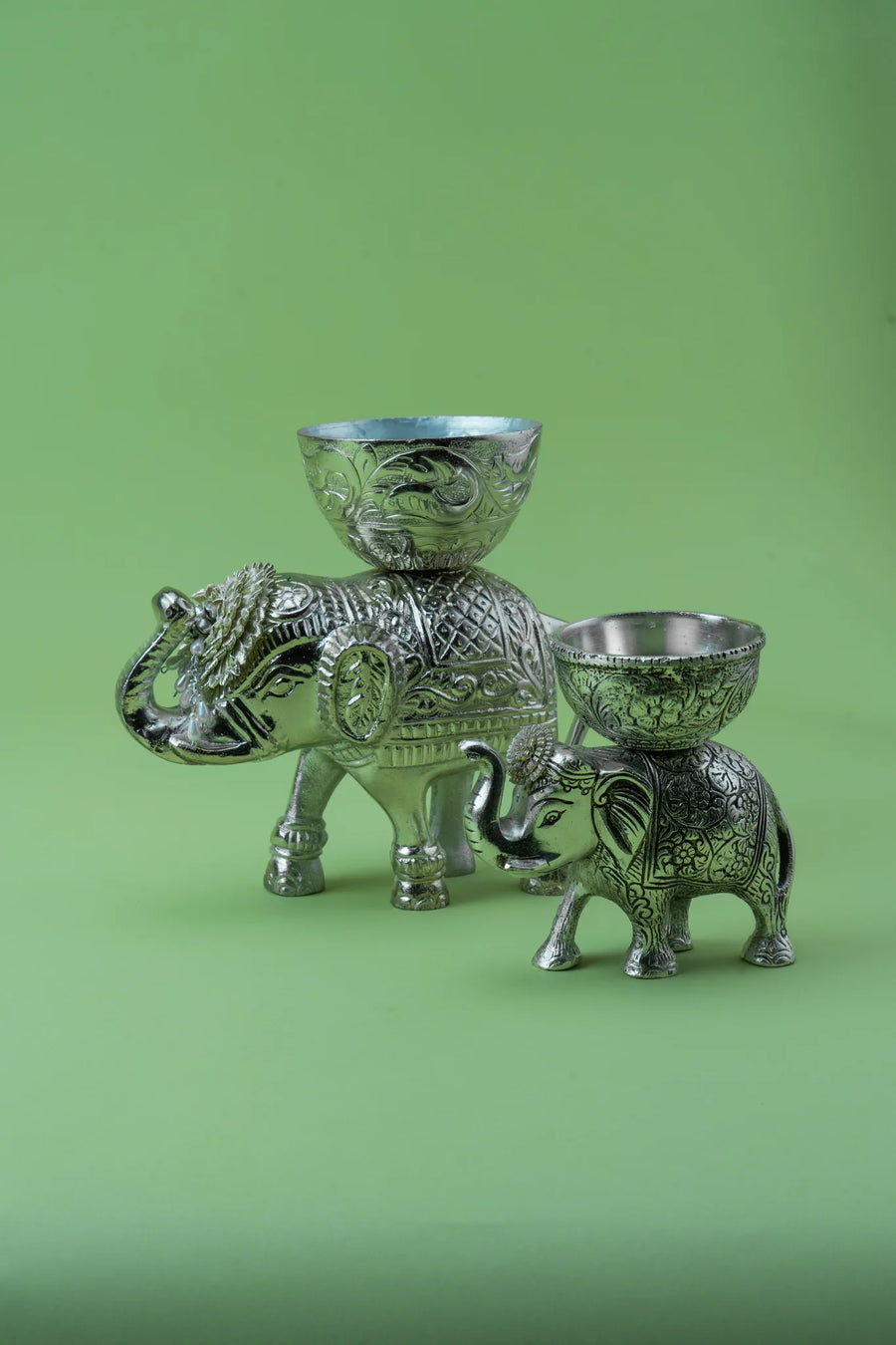 Gaj-Darbaari: Silver Finish Engraved Elephant