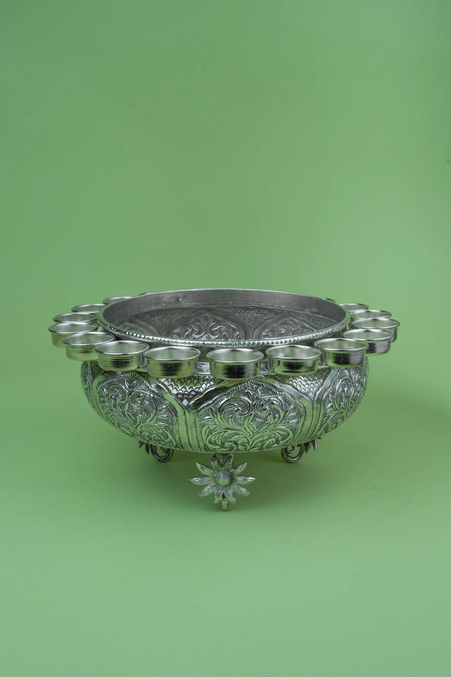 Surkhaab: Engraved T-Light Urli